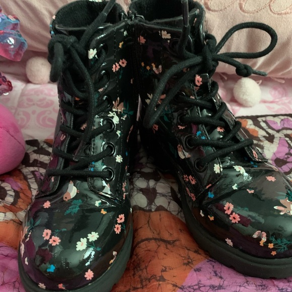 H&M boots size 12 - Picture 2 of 7